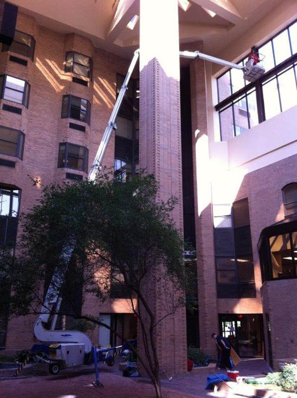 You are currently viewing Efficient Atrium Lift Rental Solutions in Dallas/Fort Worth, TX